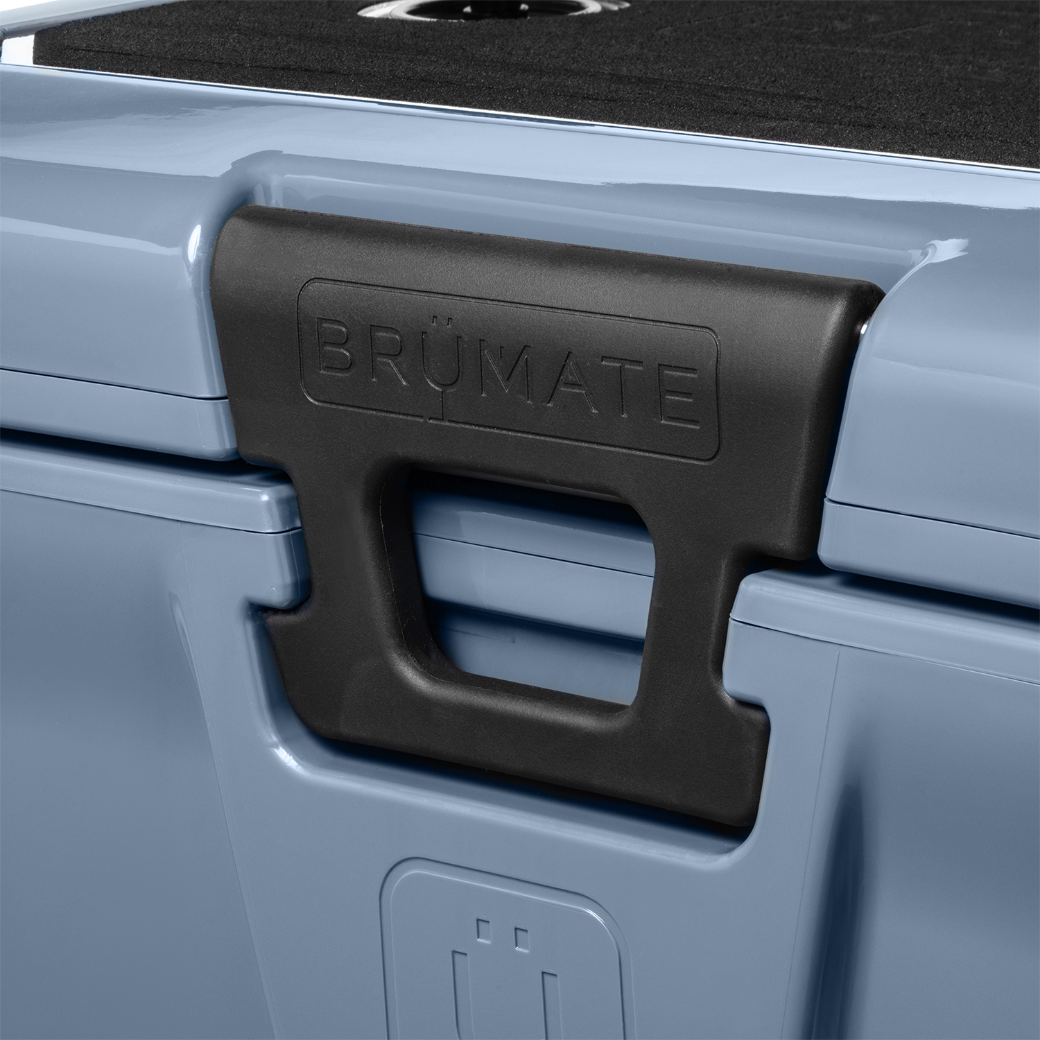 brutank-20qt-f3 BruTank-20-Denim-Latch.png