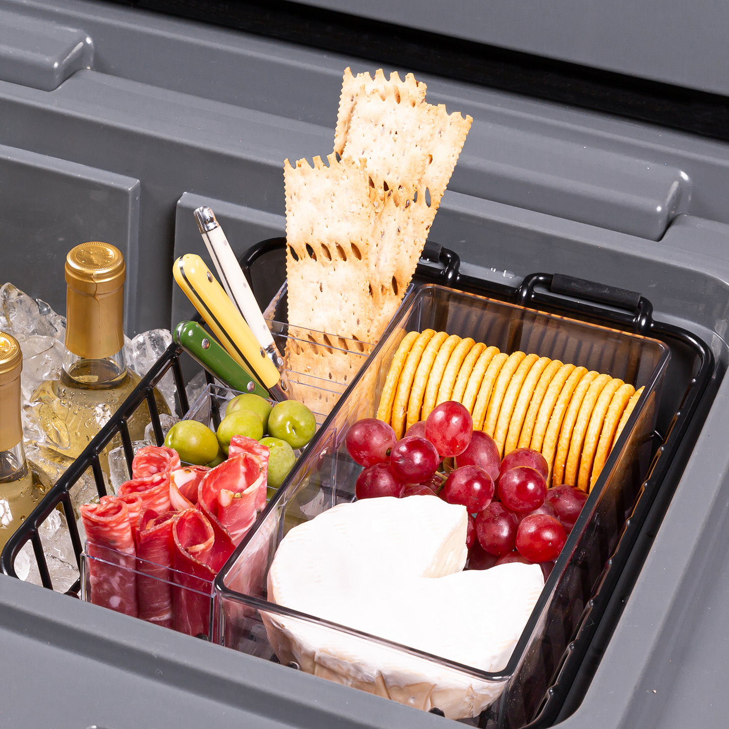 brutank-35qt-55qt-dry-rack-d9 brutank-dry-rack_accessory_alt-1.png